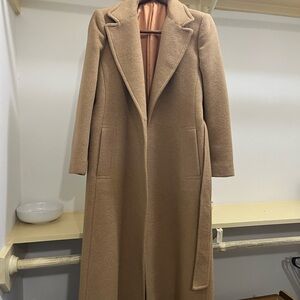 Elegant Tan Women's Coat